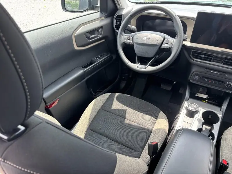 2025 Ford Bronco - $27,995