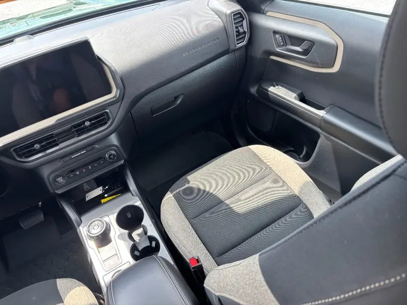 2025 Ford Bronco - $27,995