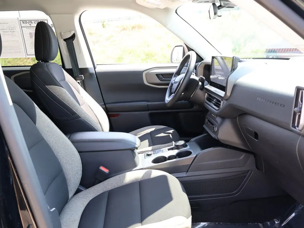 2025 Ford Bronco - $24,759