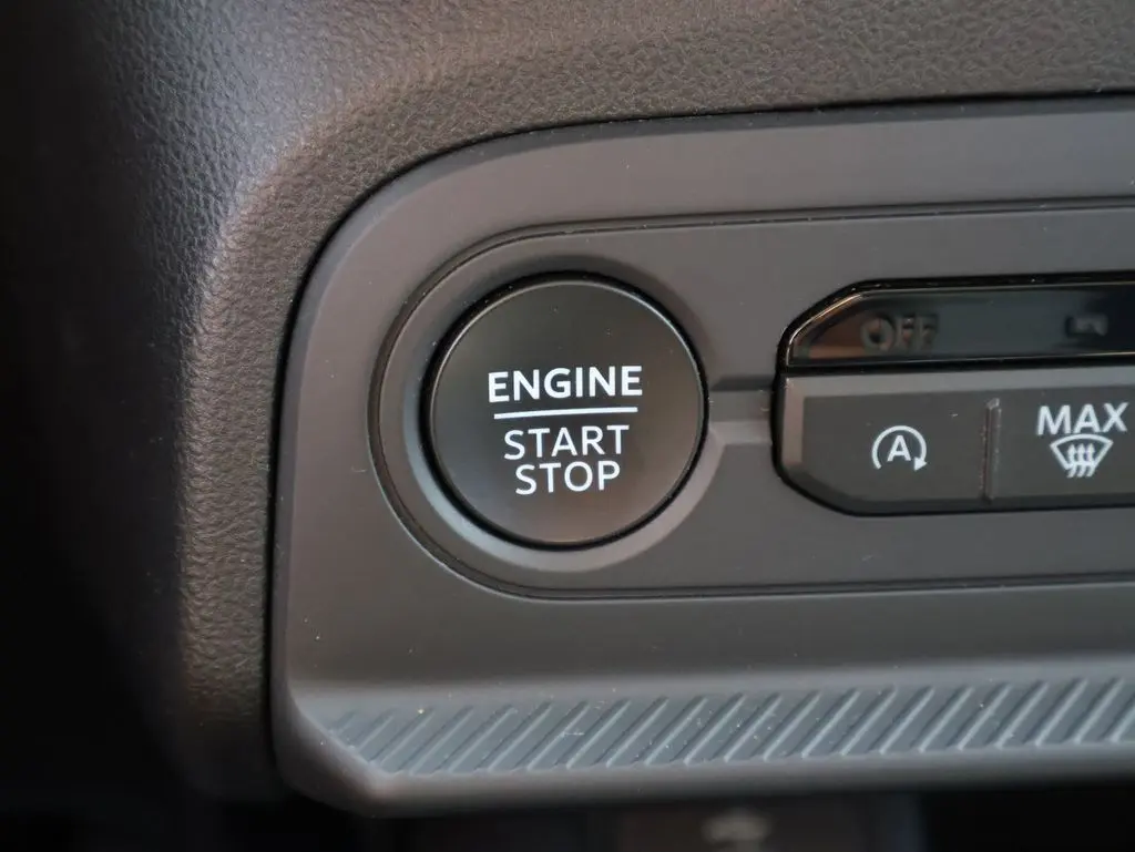 2025 Ford Bronco - $24,759