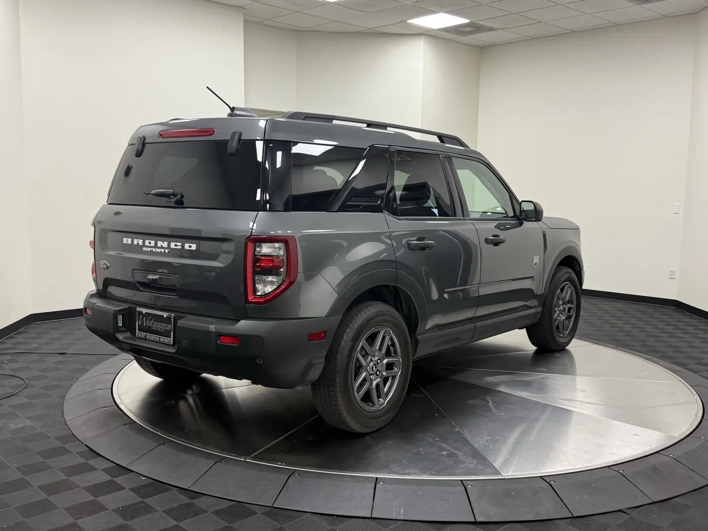 2025 Ford Bronco - $24,495