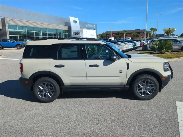 2025 Ford Bronco - $27,589
