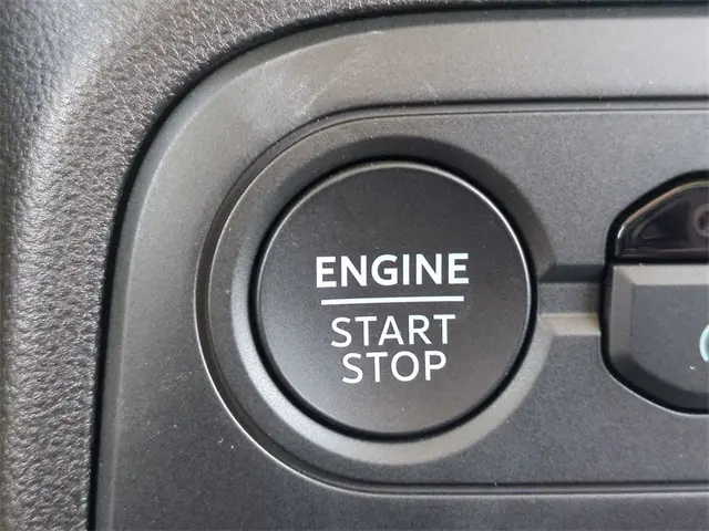 2025 Ford Bronco - $27,589