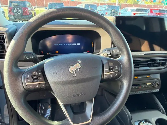 2025 Ford Bronco - $30,655