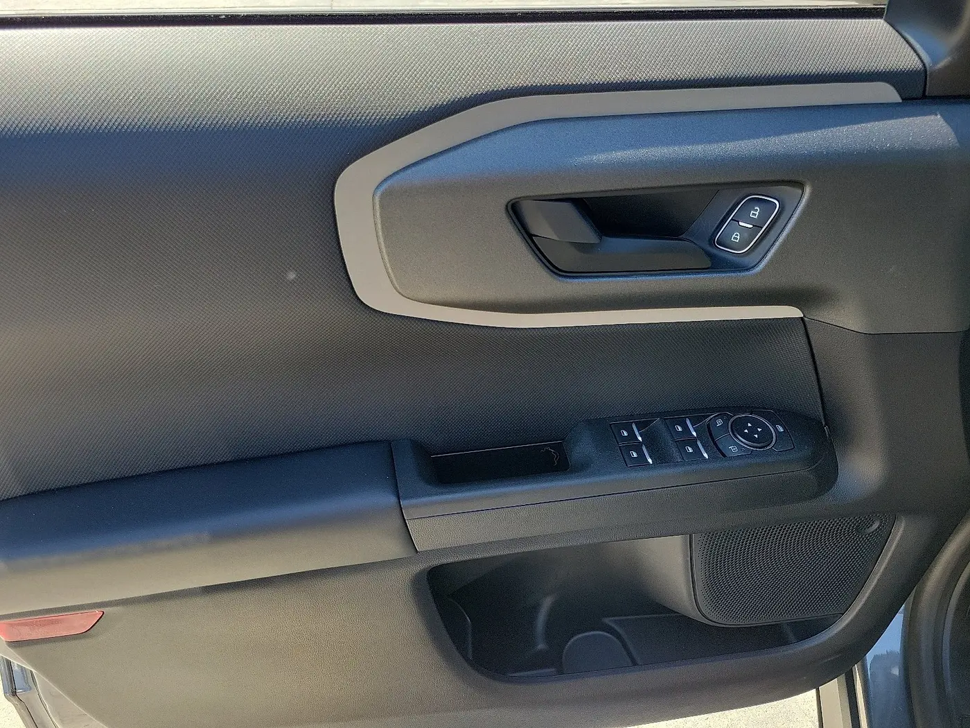 2025 Ford Bronco - $33,860
