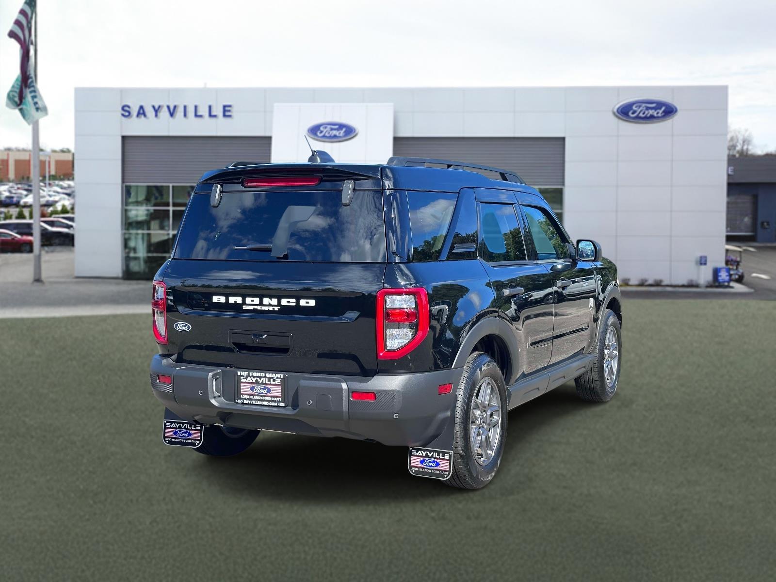 2026 Ford Bronco - $33,989
