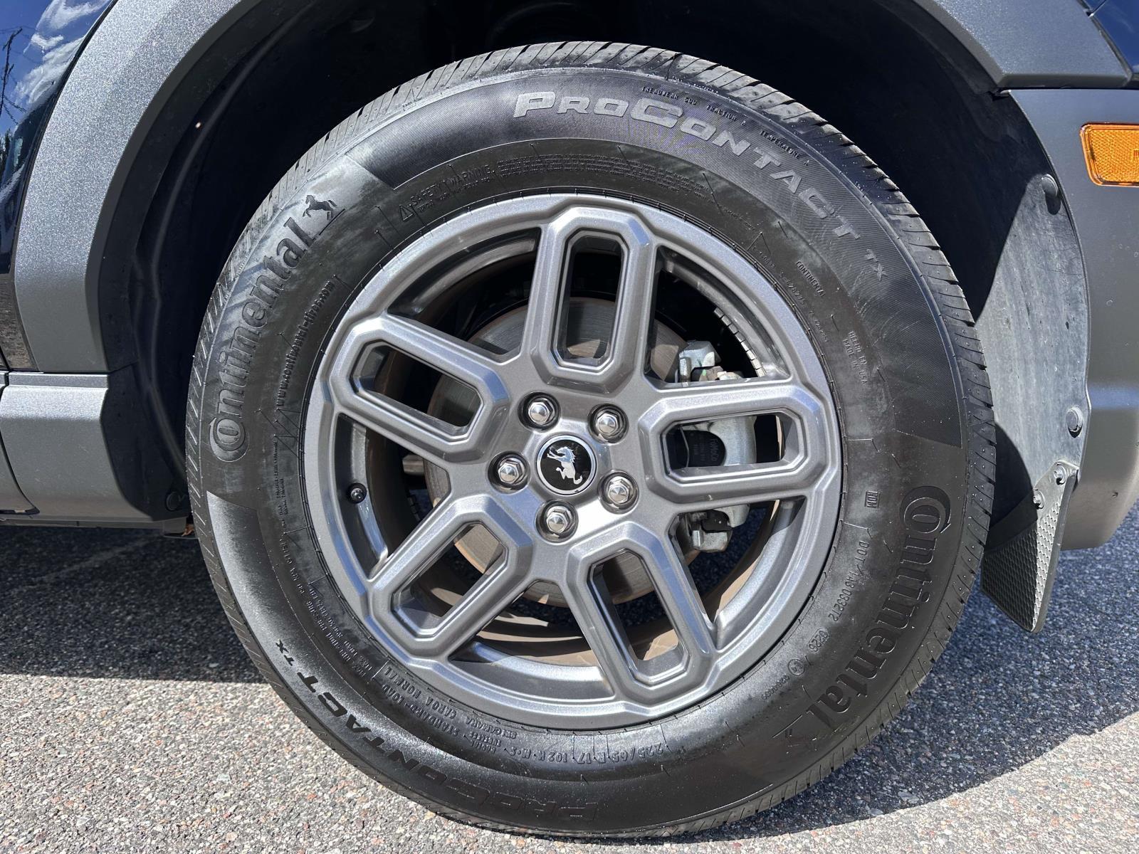 2026 Ford Bronco - $33,989