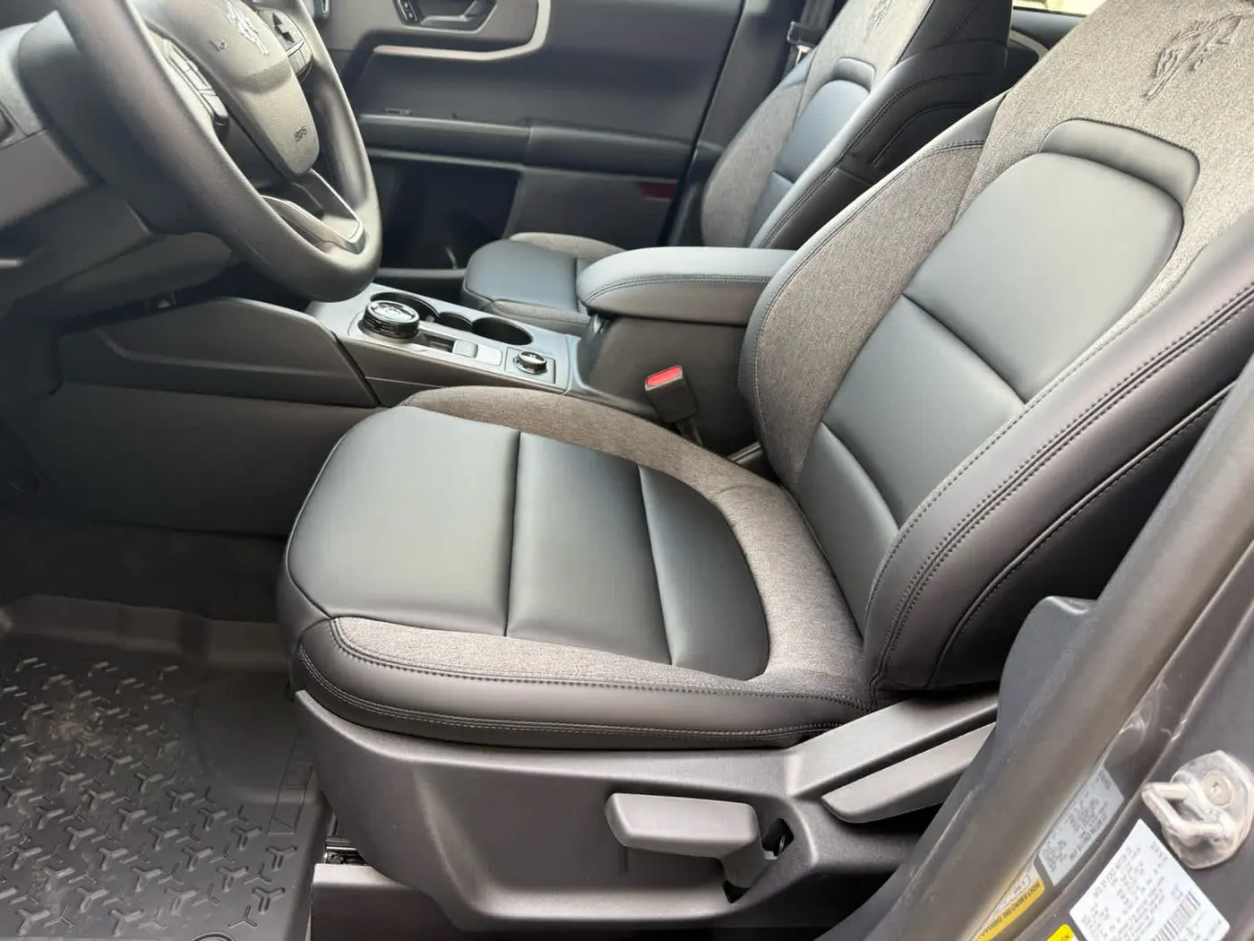 2026 Ford Bronco - $32,977