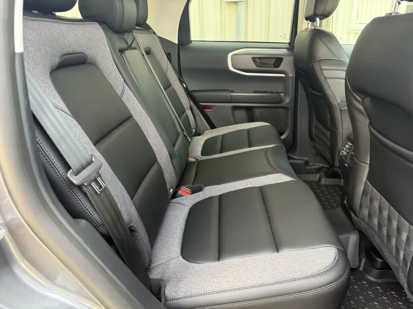 2026 Ford Bronco - $32,977