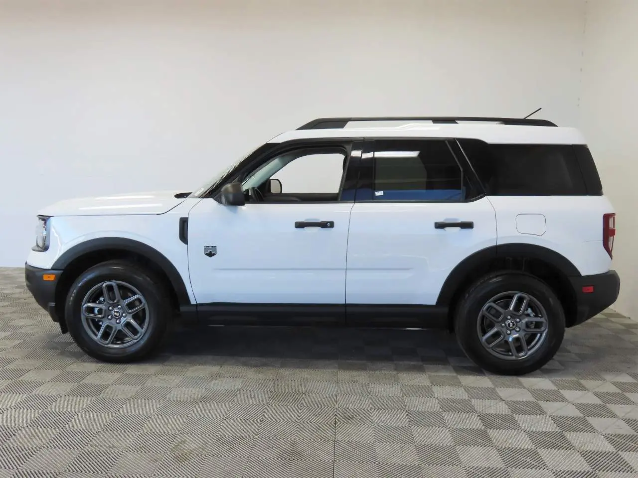 2025 Ford Bronco - $24,741