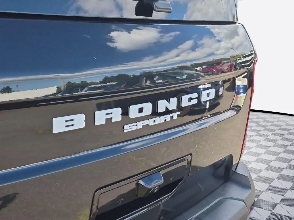 2025 Ford Bronco - $24,738