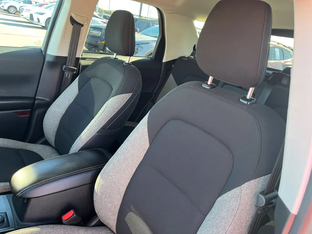 2025 Ford Bronco - $27,875