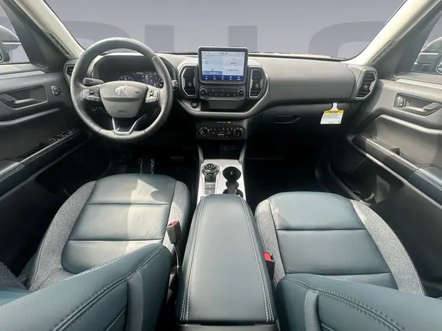 2023 Ford Bronco - $27,900