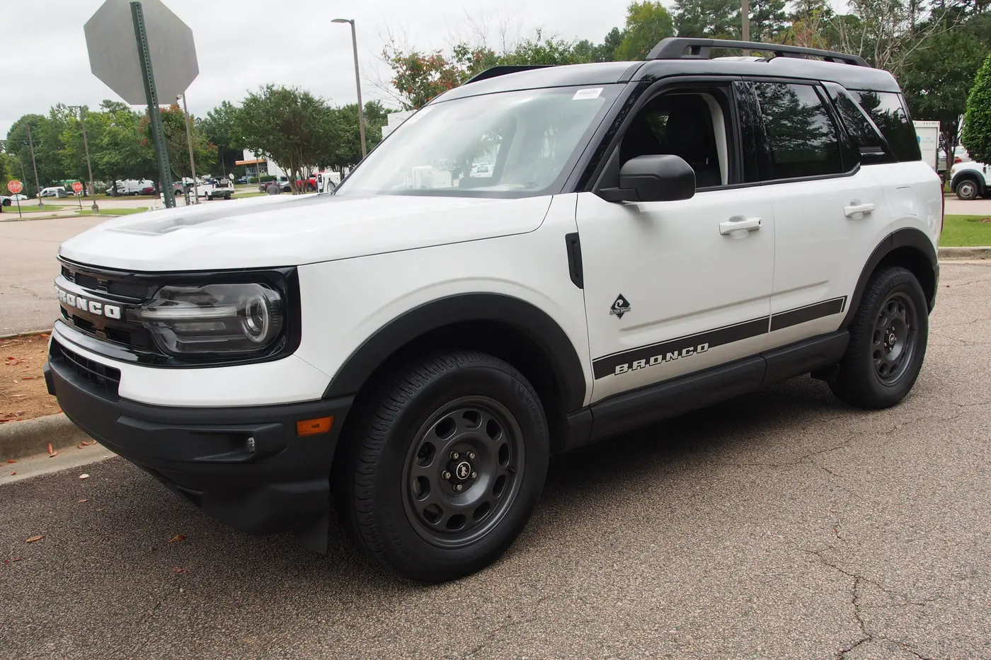 2023 Ford Bronco - $28,103
