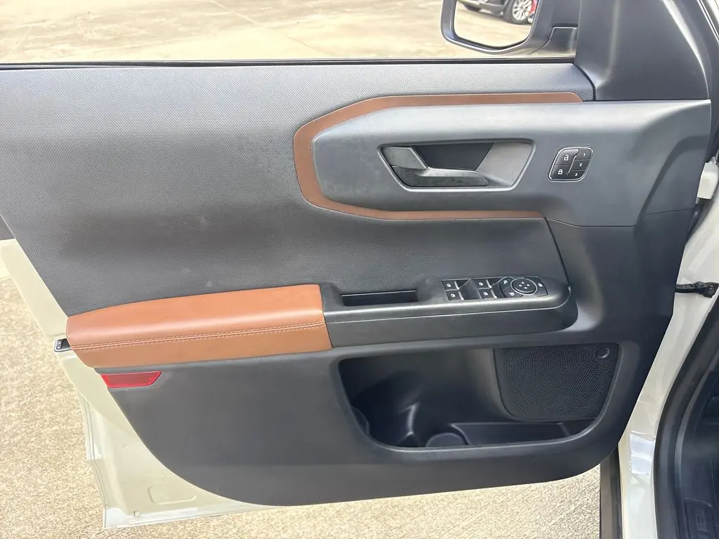 2024 Ford Bronco - $28,401