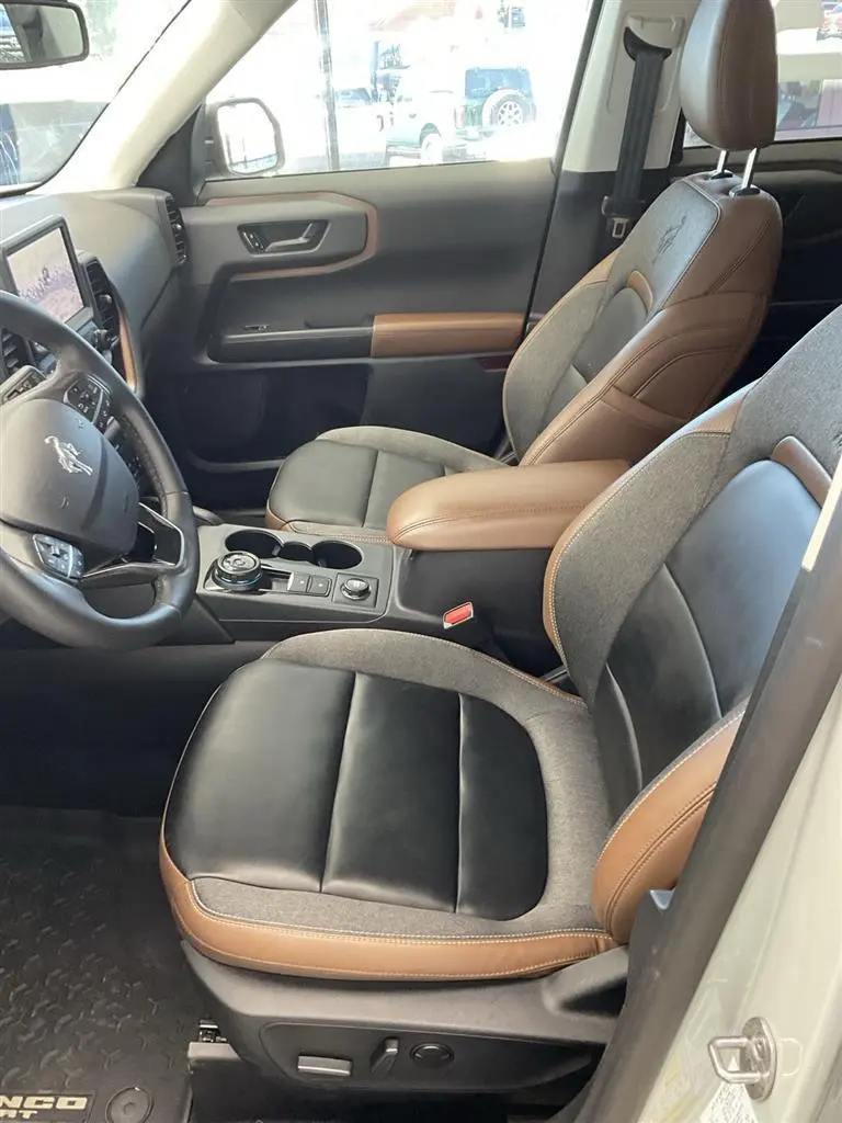 2024 Ford Bronco - $25,995