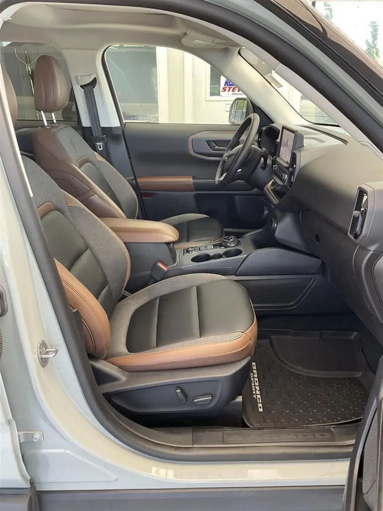 2024 Ford Bronco - $25,995