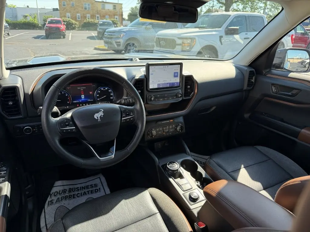 2022 Ford Bronco - $22,996
