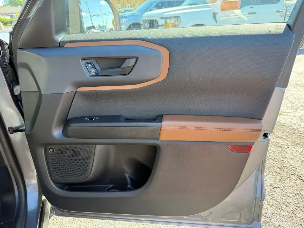 2022 Ford Bronco - $22,996