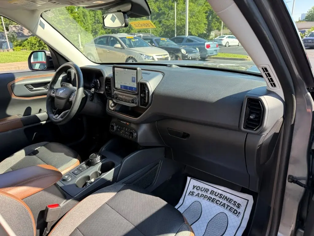 2022 Ford Bronco - $22,996