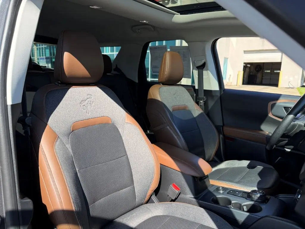 2022 Ford Bronco - $22,996