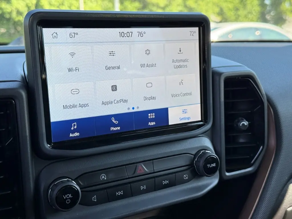 2022 Ford Bronco - $22,996