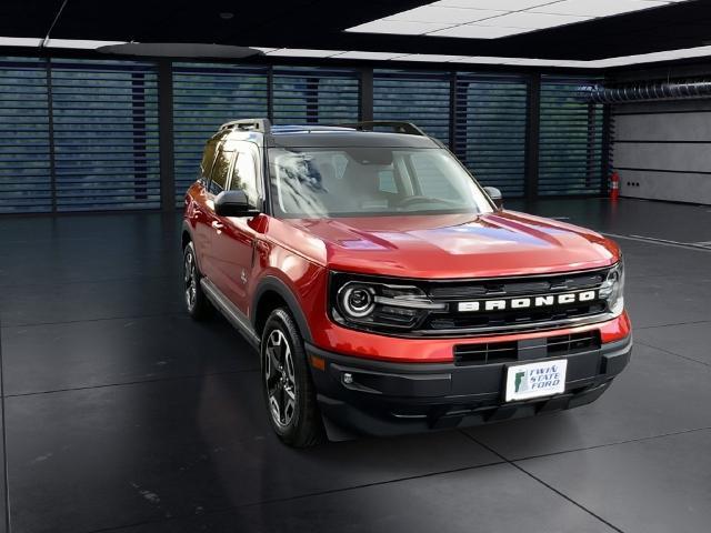 2022 Ford Bronco - $26,979