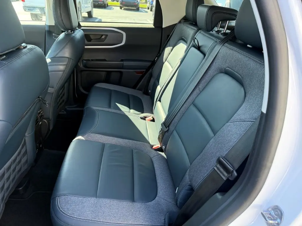 2023 Ford Bronco - $27,998