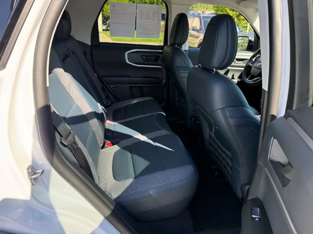 2023 Ford Bronco - $27,998