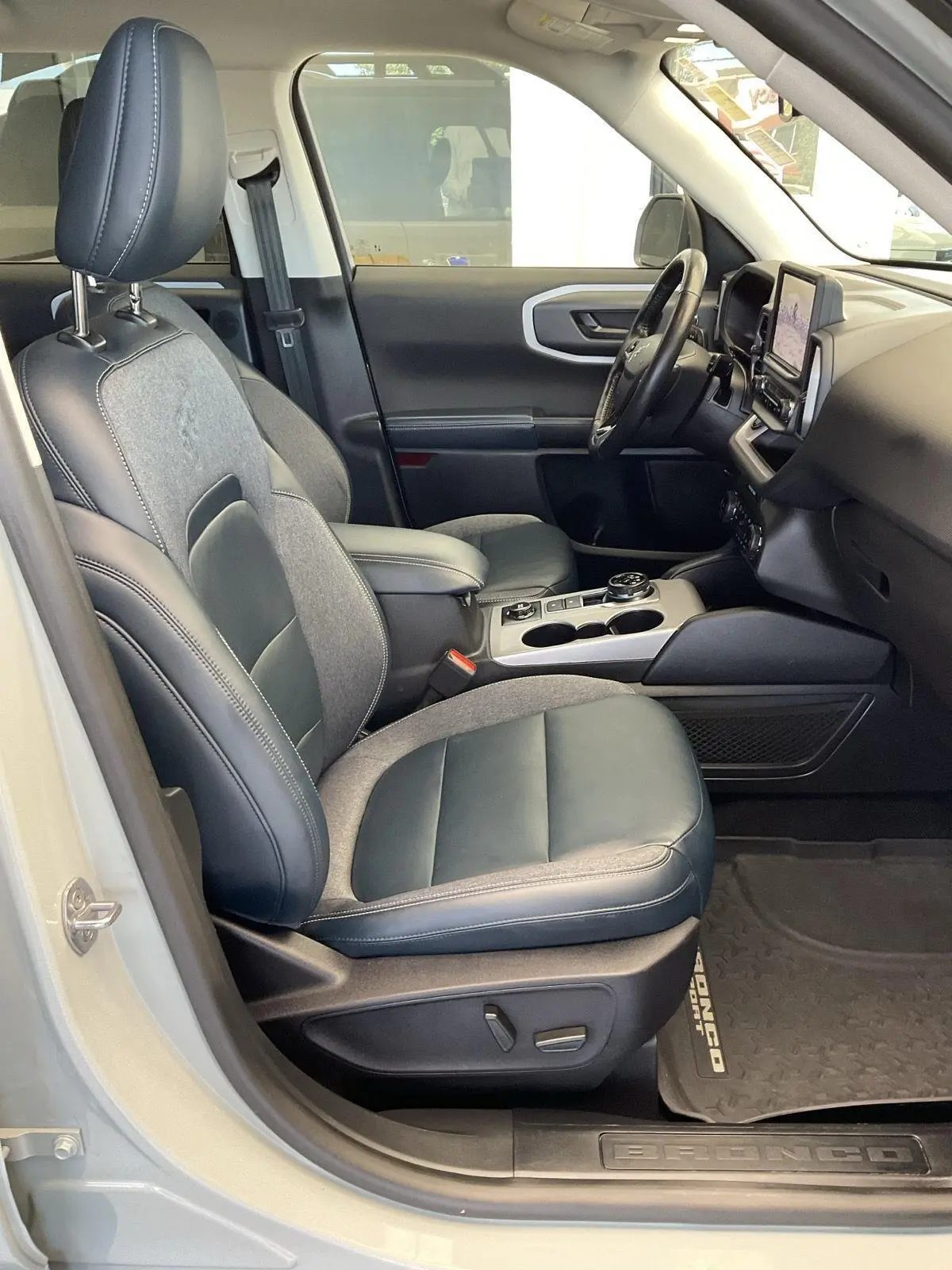 2023 Ford Bronco - $29,999