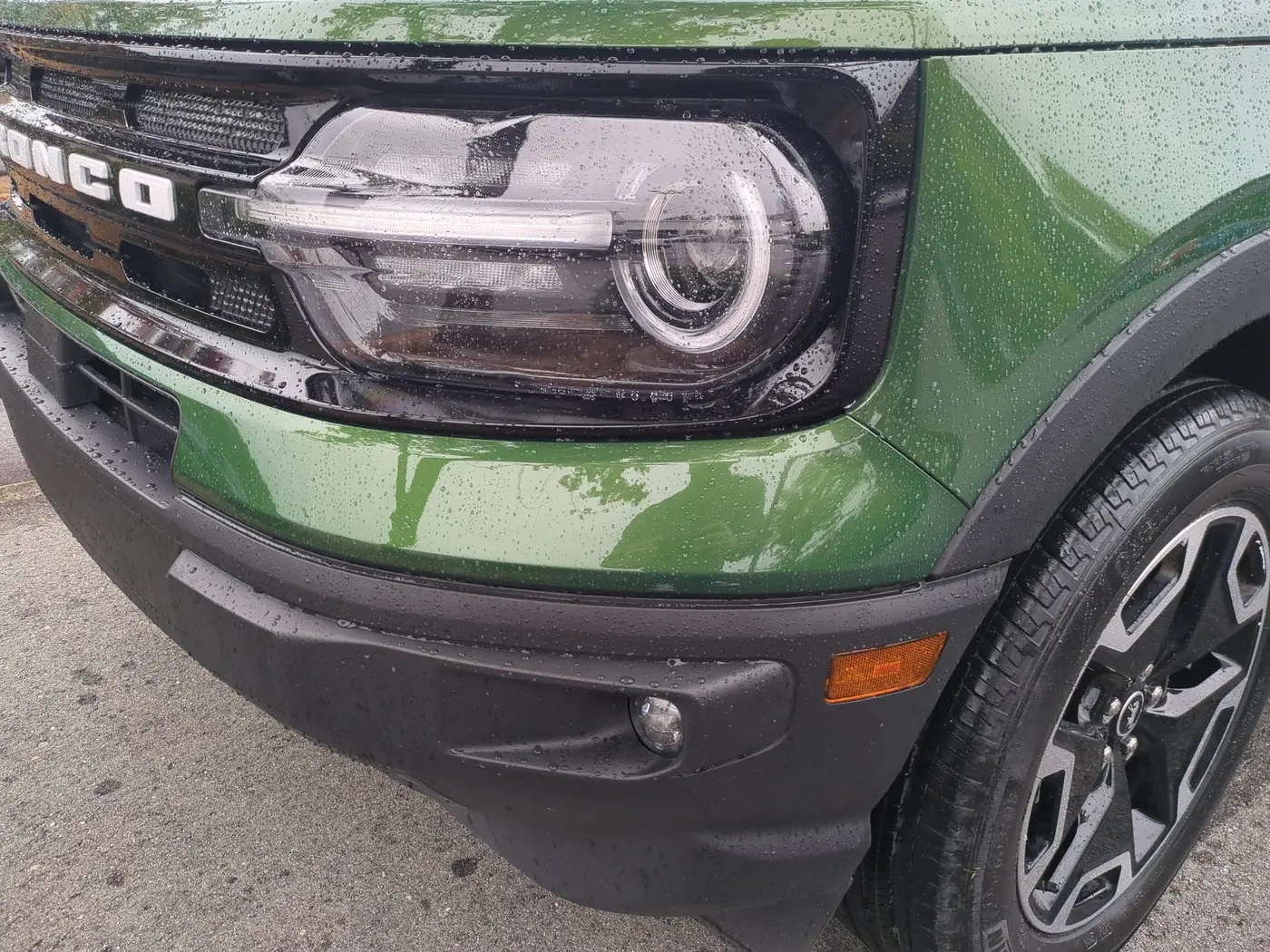 2024 Ford Bronco - $28,995