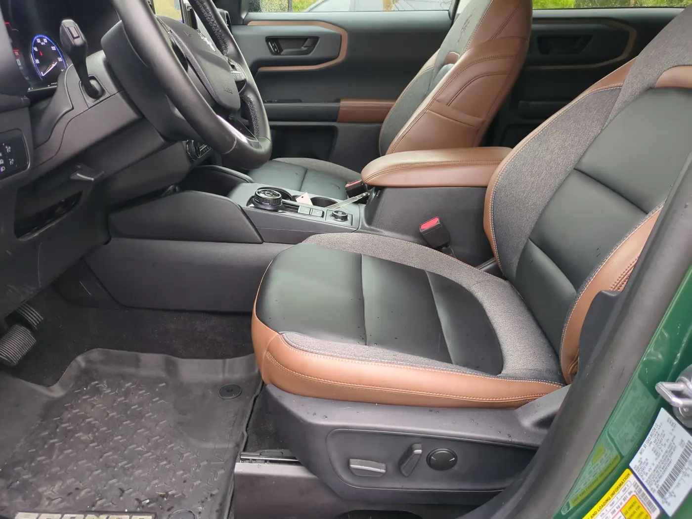 2024 Ford Bronco - $28,995