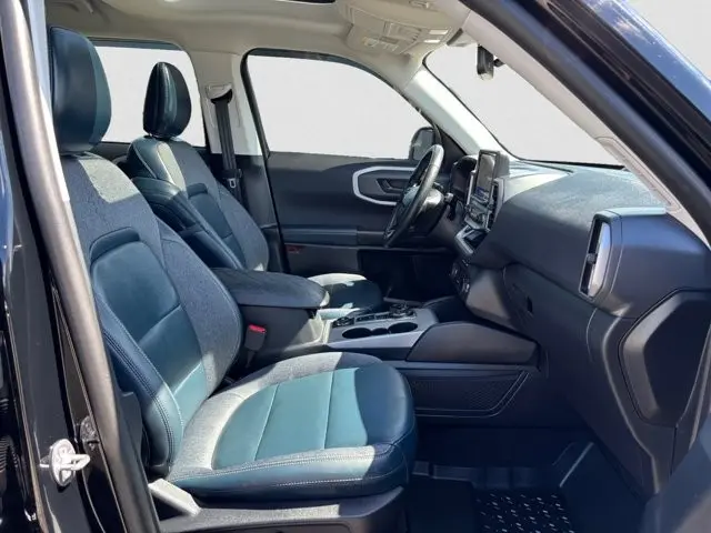 2023 Ford Bronco - $28,995