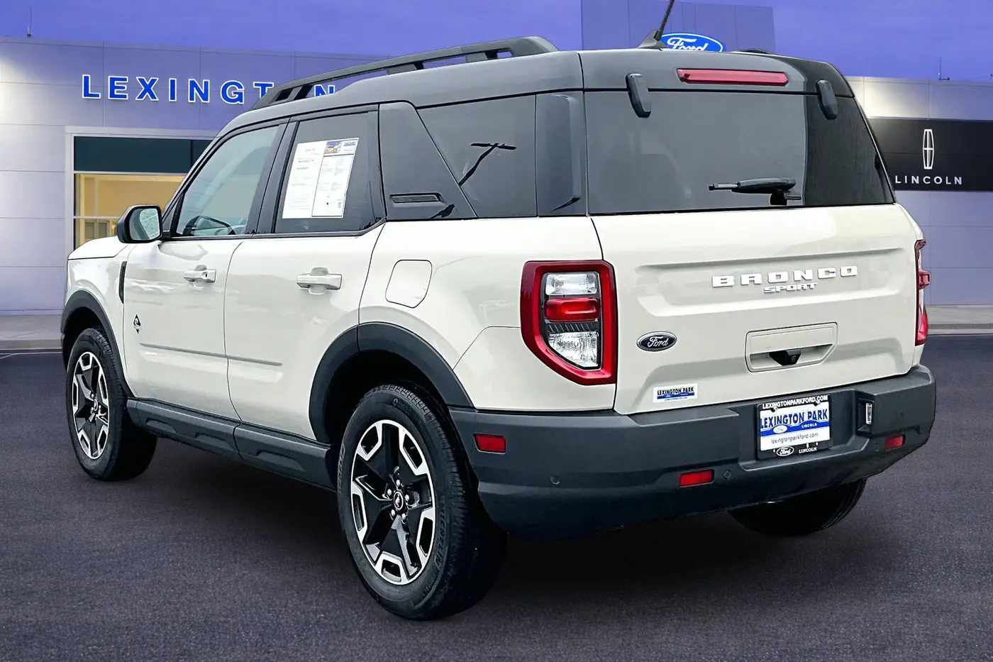 2024 Ford Bronco - $30,999
