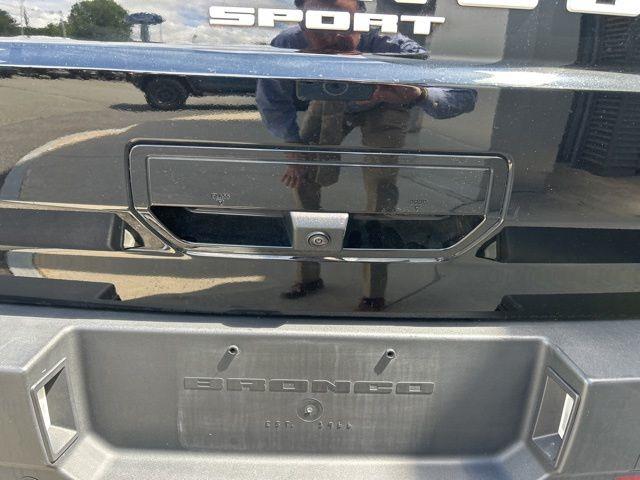 2023 Ford Bronco - $27,900