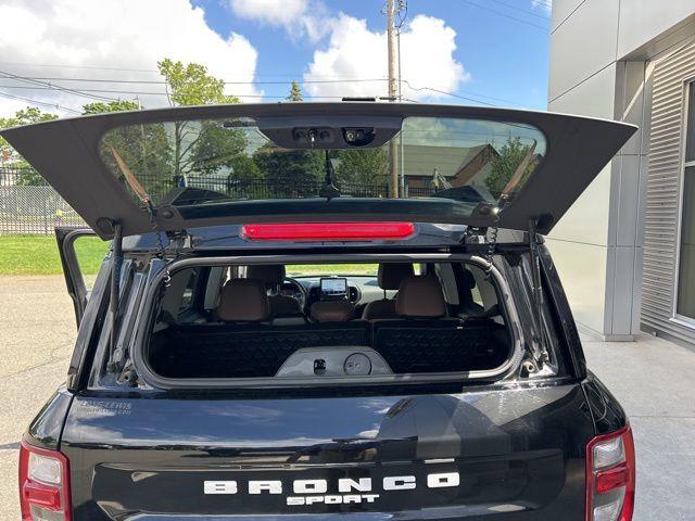 2023 Ford Bronco - $27,900