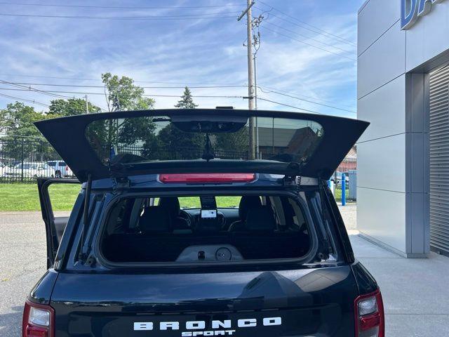 2023 Ford Bronco - $27,900