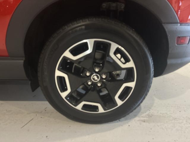 2023 Ford Bronco - $31,800