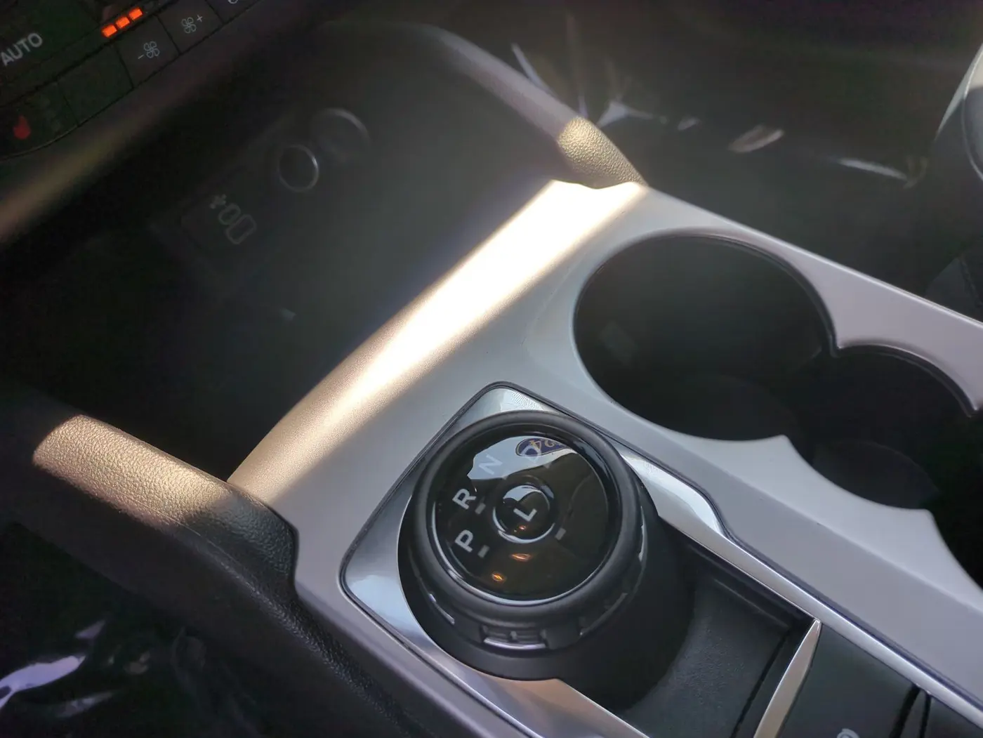 2024 Ford Bronco - $28,590