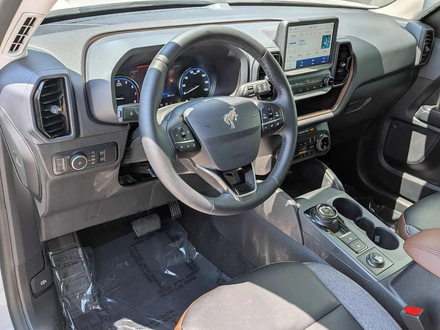 2024 Ford Bronco - $29,997