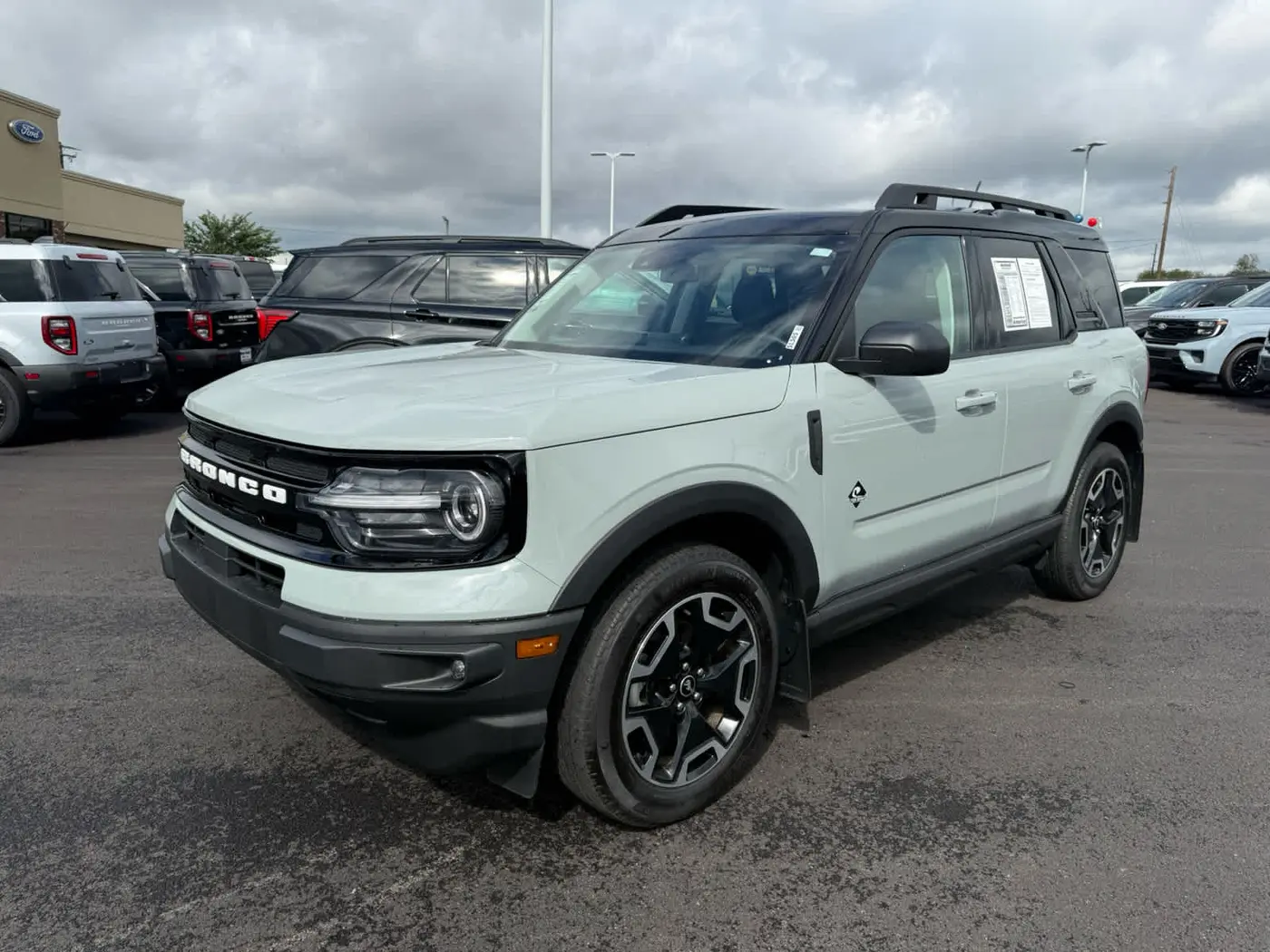 2024 Ford Bronco - $27,977