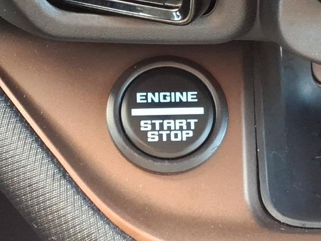2024 Ford Bronco - $27,998