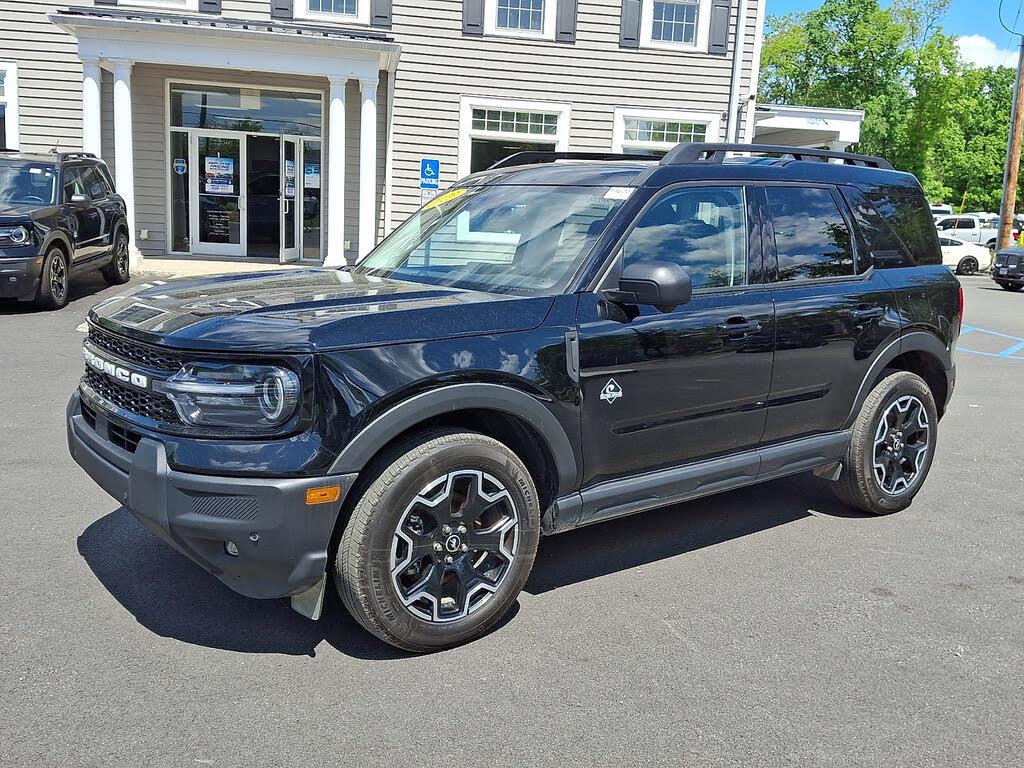 2025 Ford Bronco - $28,935