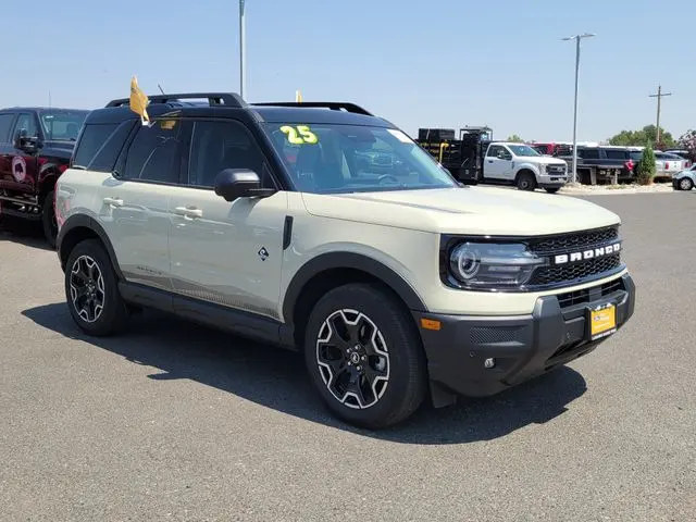 2025 Ford Bronco - $32,353