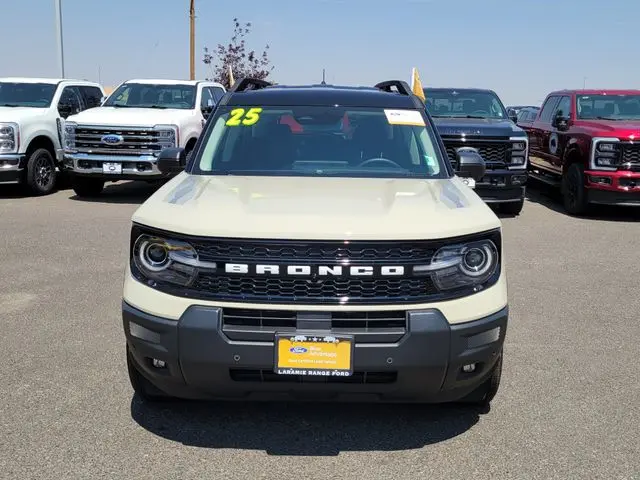 2025 Ford Bronco - $32,353