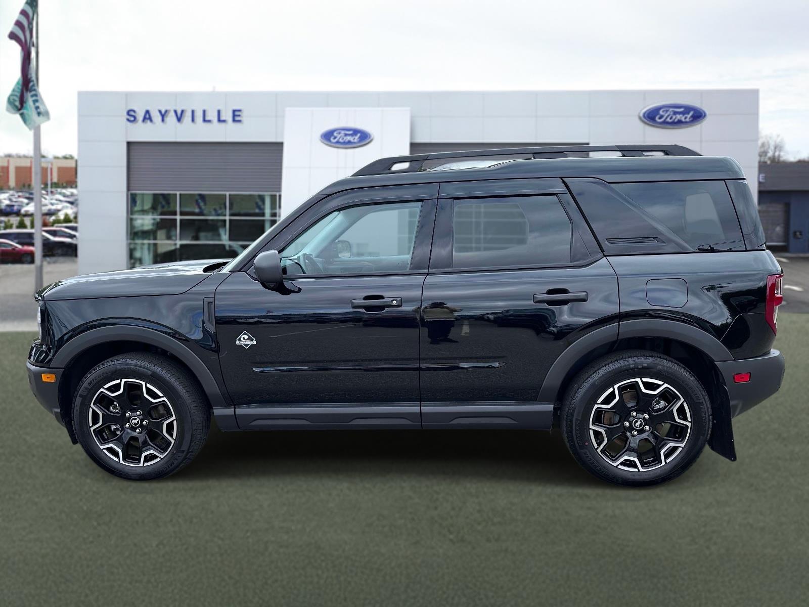 2026 Ford Bronco - $38,989