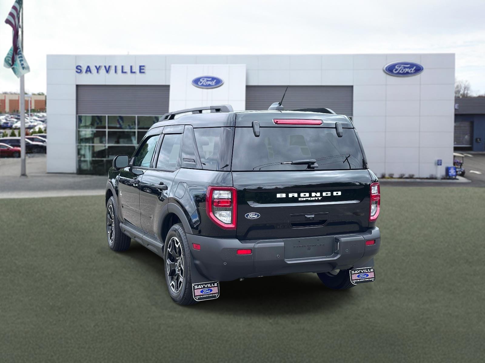 2026 Ford Bronco - $38,989