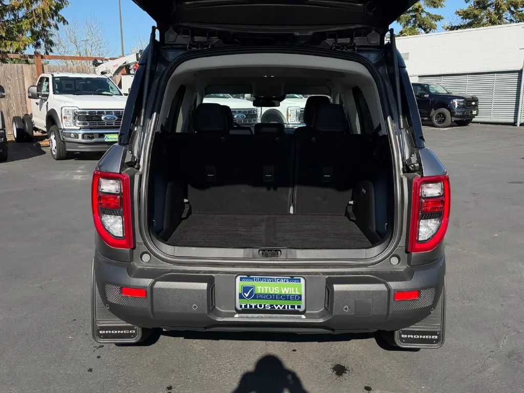 2025 Ford Bronco - $28,976