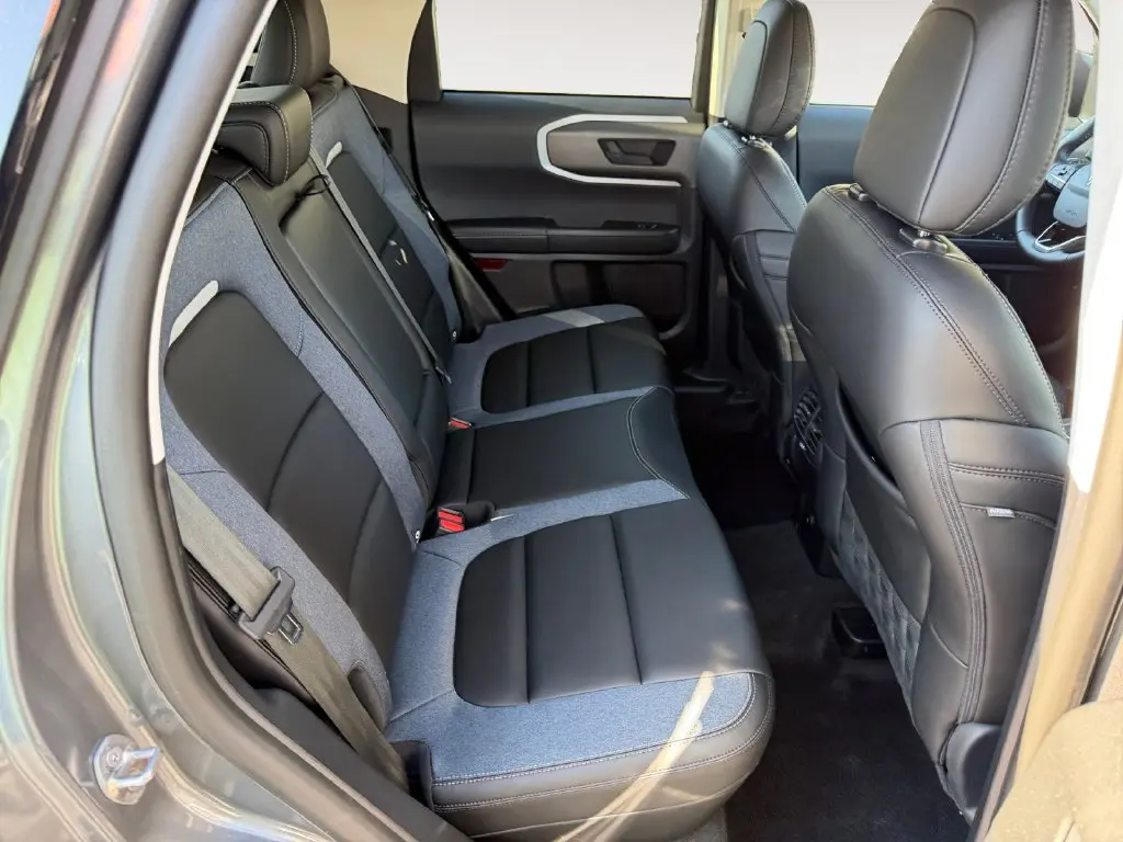 2025 Ford Bronco - $28,976