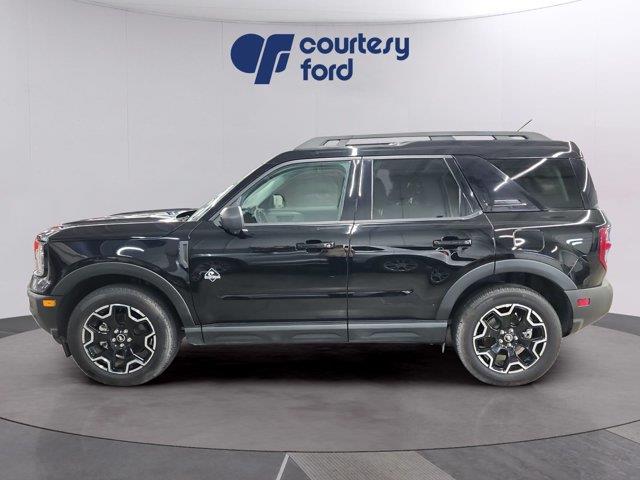 2025 Ford Bronco - $32,990